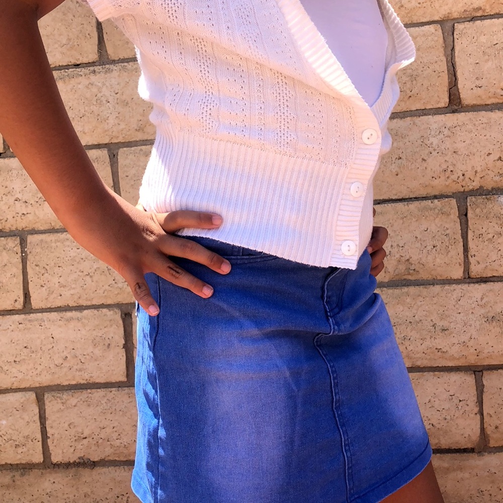 white cardigan// summer clothes